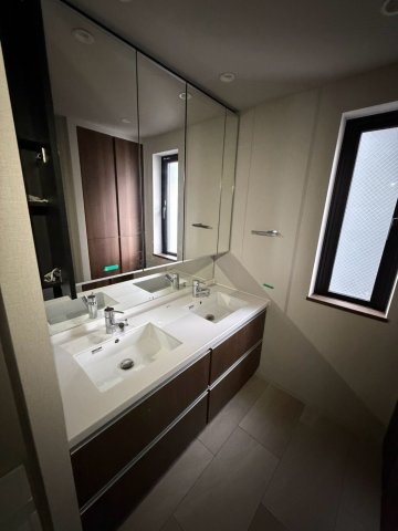 ザ・レジデンスパーク栄の浴室