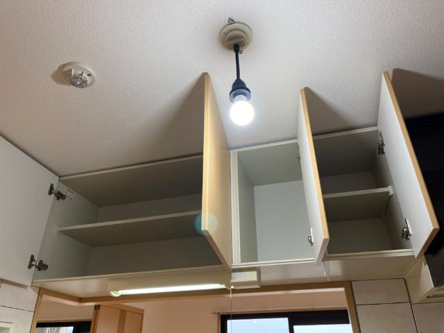 熊本市北区麻生田４丁目の賃貸マンションのその他|キッチン上部収納