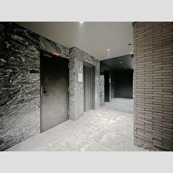 SRESIDENCE堺浜寺broadのロビー