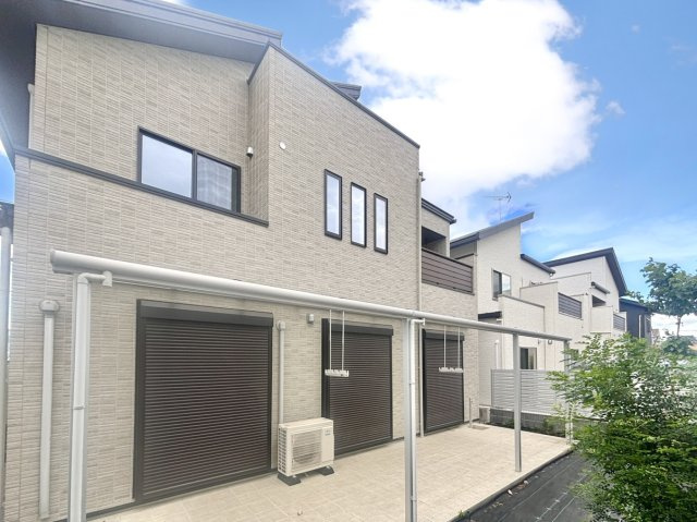 【中古戸建】高崎市菅谷町の外観パース|■外観｜永く住むほどに愛着を深める、味わい豊かなデザインのオウチです♪まずはご見学ください♪