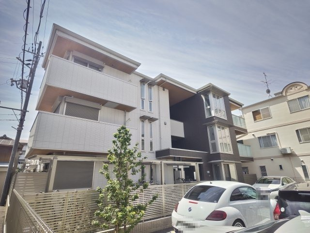 【その他】 | ロイヤルクレヴィア