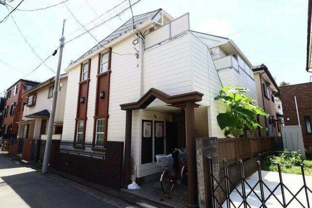 横浜市金沢区釜利谷東１丁目のアパートの外観