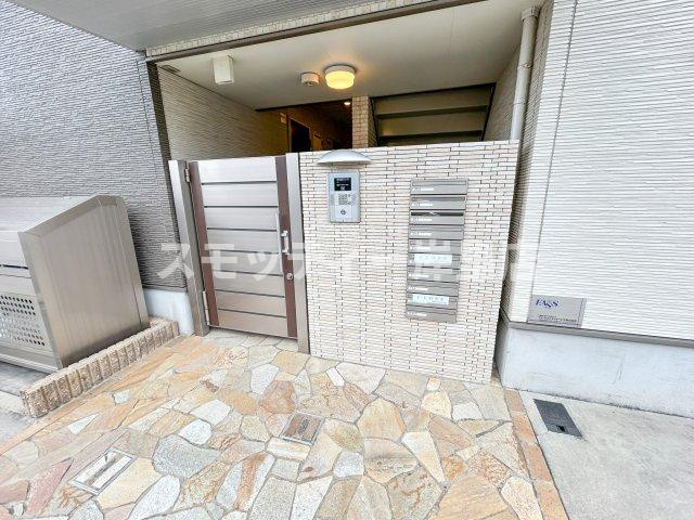 フジパレス北加賀屋Ⅰ番館のエントランス