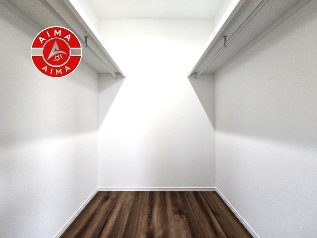 糟屋郡粕屋町大字仲原第1-1棟（1号棟）の内観：施工例|洋服や大きな荷物が多い方や人数の多いご家族などは、一般的なクローゼットよりもウォークインクローゼットのほうが使い勝手が良いです。