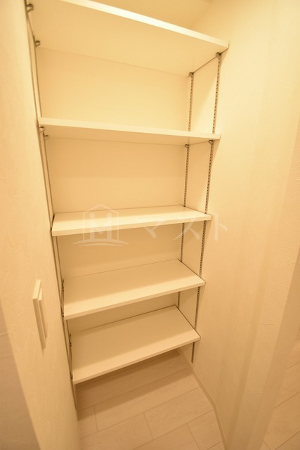 ラフォルム鎗屋町の収納