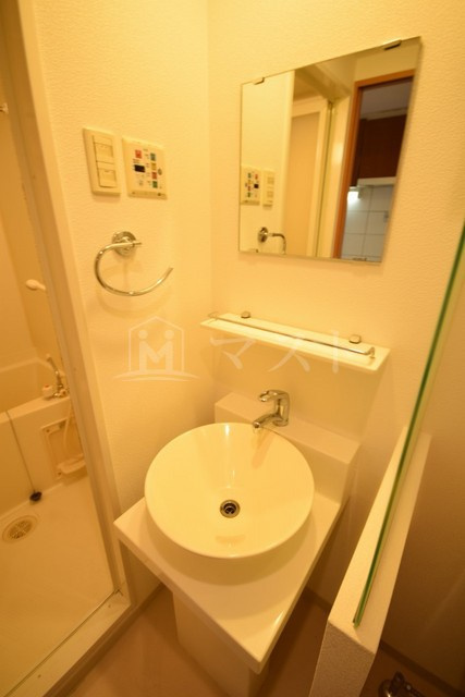 エスリード御堂筋梅田の洗面所|他号室参考写真