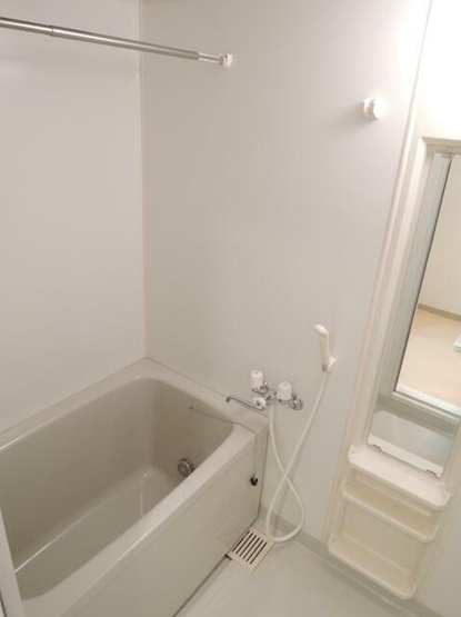 【浴室】 | クレスト高円寺 | 追い焚き機能、浴室乾燥機付きバス。