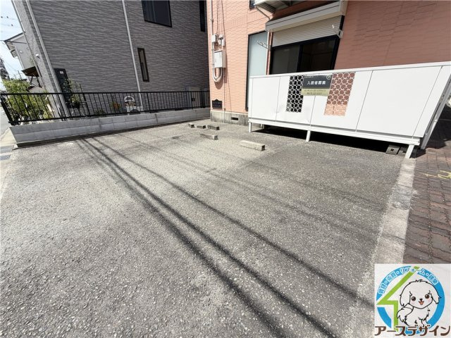 ネバーランド錦ヶ丘の駐車場