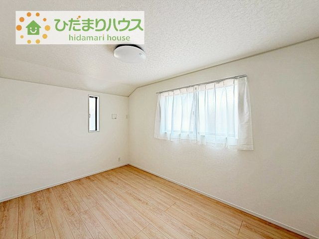 【洋室】 | 常総市水海道諏訪町第3　新築戸建　4号棟 | 木の温もりがやさしいフローリング♪