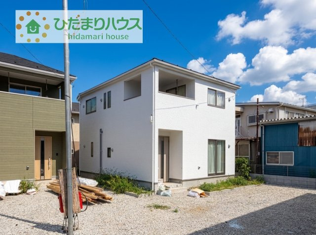 【外観】 | 常総市水海道諏訪町第3　新築戸建　4号棟 | 是非一度、ご家族そろってご内覧ください♪