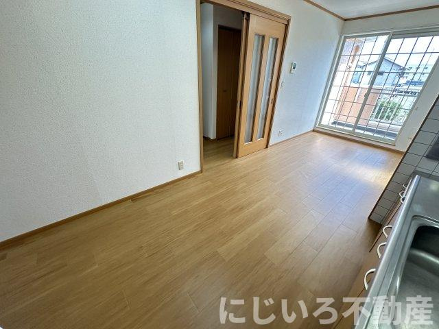 メゾンリヴァージュの居間・リビング