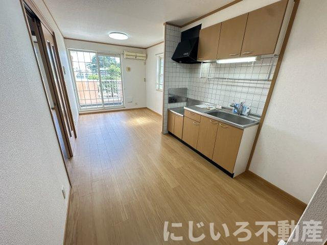 メゾンリヴァージュの居間・リビング