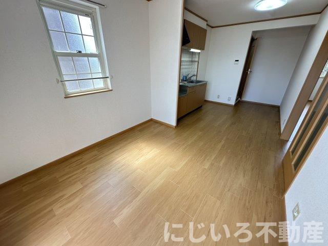 メゾンリヴァージュの居間・リビング