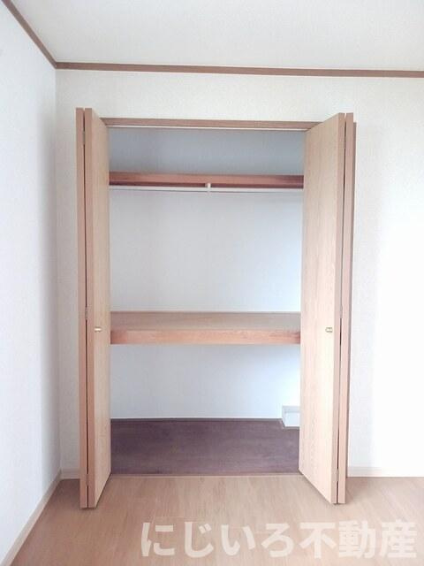 シャンゼリゼ弐番館の収納