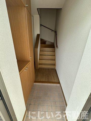 サンシェールAの玄関