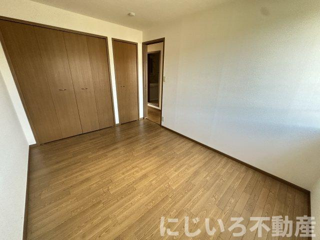 サンシェールAの居間・リビング