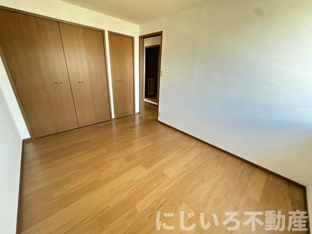 サンシェールAの居間・リビング