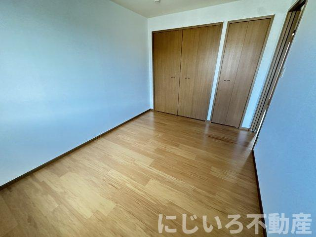 サンシェールAの居間・リビング