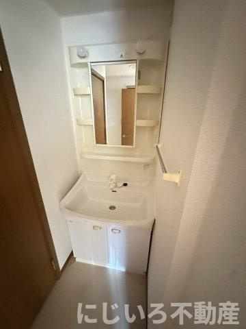 サンシェールBの洗面所