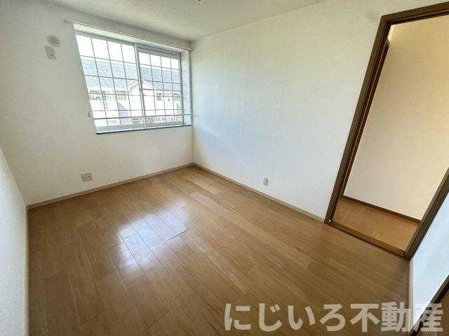 サンシェールBの居間・リビング