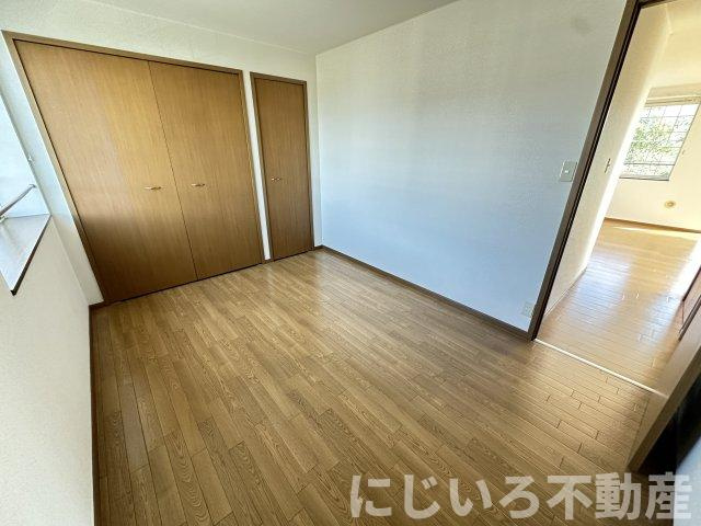 サンシェールBの居間・リビング