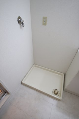 【設備】 | パストラル和泉 | 室内洗濯機置場