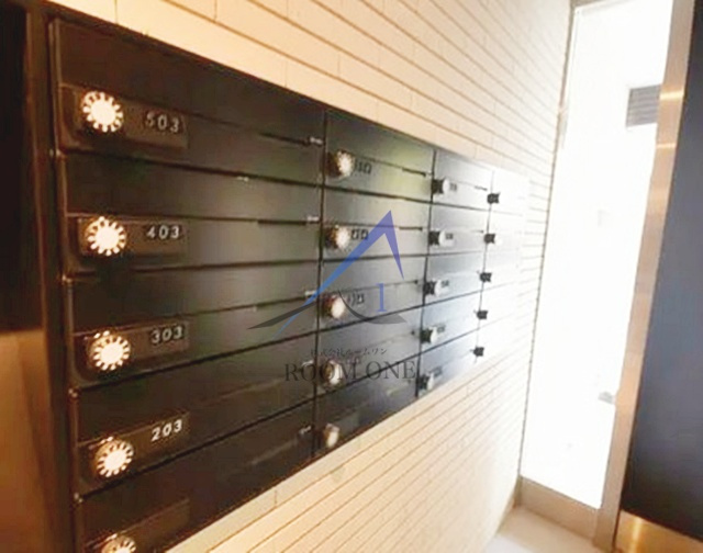 プラシードテラス森下のその他共用部分|集合ポストです。