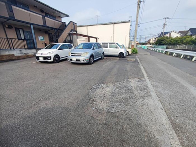 【駐車場】 | リヴェールたかおか