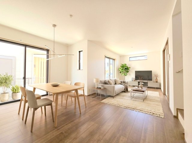 羽村市栄町2丁目　全１棟の居間・リビング|※家具装飾はCGによるものです。
