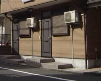 エフコーポのエントランス