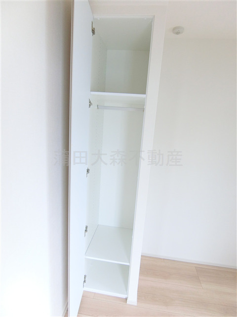 ウェルスクエア西蒲田の収納|洋室3.6帖の収納