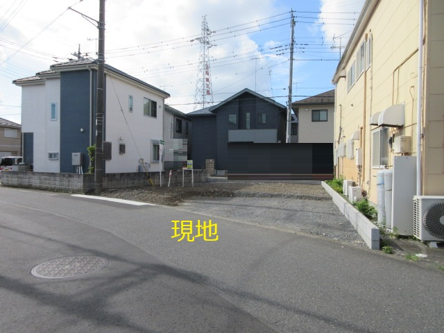 【仲介手数料無料】新築戸建　熊谷市原島1334-4（全１棟）の前面道路含む現地写真