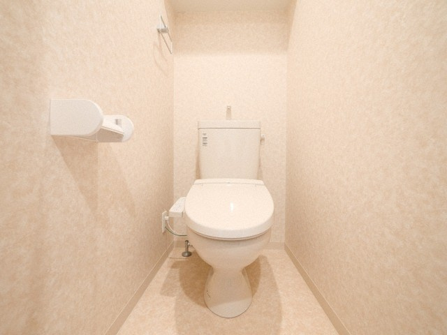 Luxe難波南のトイレ