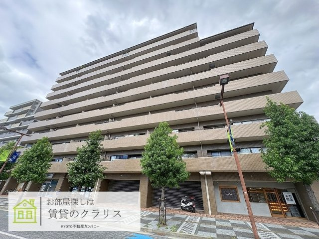 ファミール長岡京グランデュールの外観