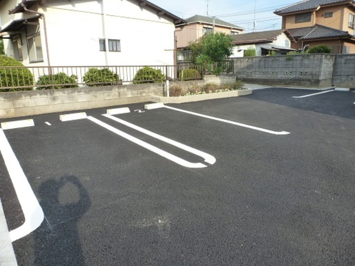 フィーユ リッコの駐車場