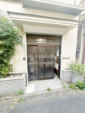 花小金井1丁目戸建のエントランス