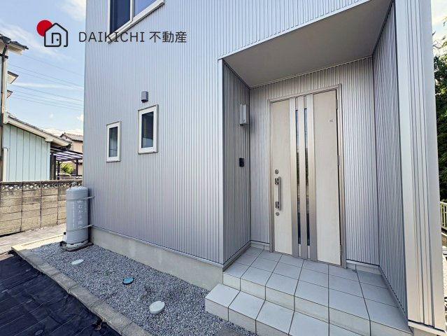 【玄関】 | 行田市佐間2丁目　中古戸建