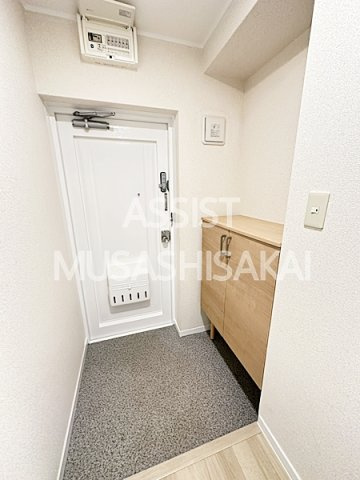 榎本第一コーポラスの玄関