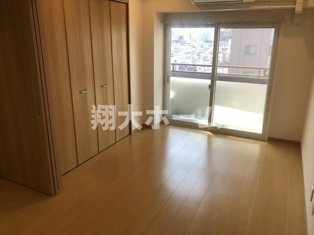 ギターセンタービルの内装