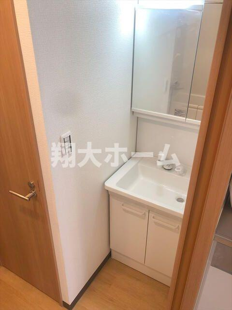ギターセンタービルの洗面所