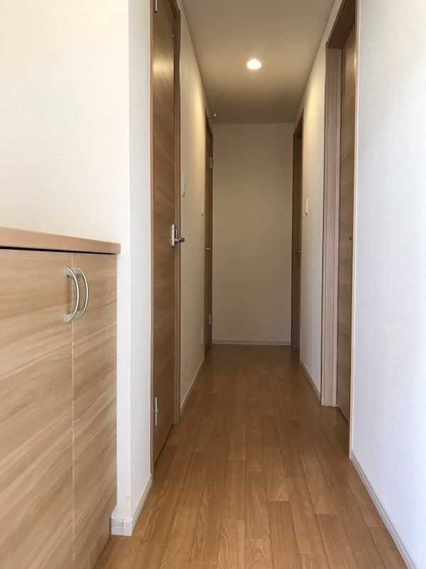 アルミック山荘C棟の玄関