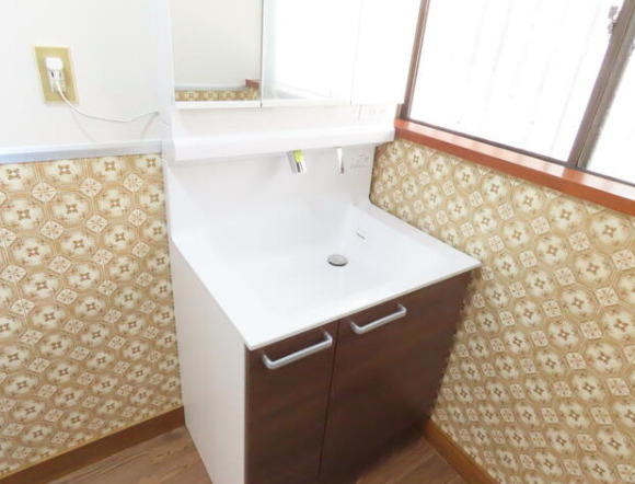 萩生　中古戸建の独立洗面台