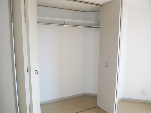 ウィンベルデュエット小岩の収納|クローゼット完備♪