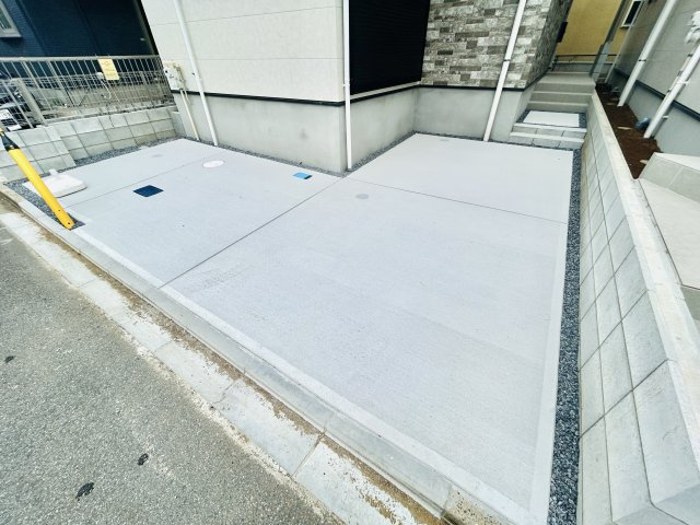 千葉市美浜区磯辺8丁目12期の駐車場