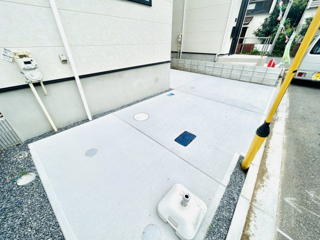 千葉市美浜区磯辺8丁目12期の駐車場