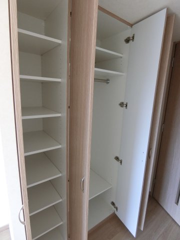ルーブル武蔵小杉六番館の収納|他のお部屋の参考写真となります。