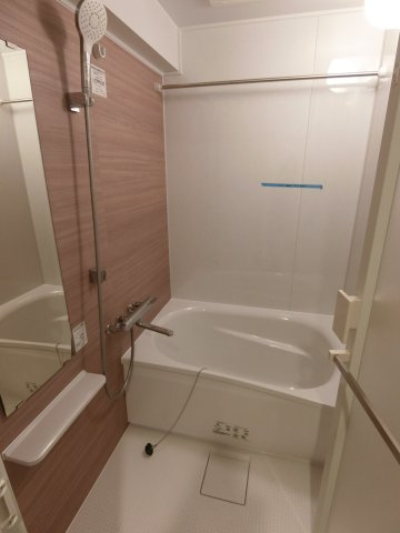 ルーブル武蔵小杉六番館の浴室|他のお部屋の参考写真となります。