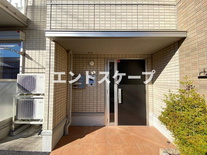 サンライズのエントランス|高崎、前橋のお部屋探しはエンドスケープまで！お客様の理想お聞かせ下さい♪