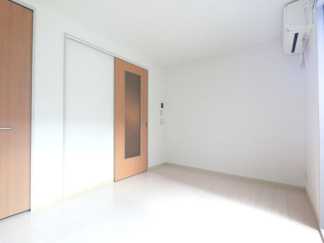 【寝室】 | カメリヤハイツ