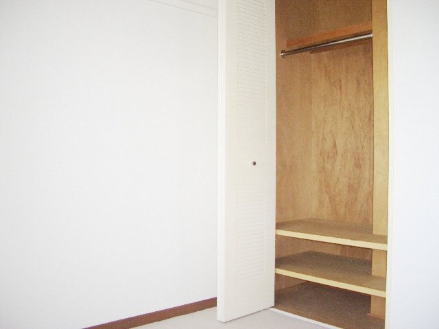グリーンパーク船橋の居間・リビング|各部屋に収納あります